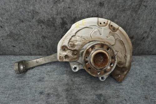 Mercedes-Benz C300 Front Right/Passenger Used OEM Steering Knuckle Spindle
