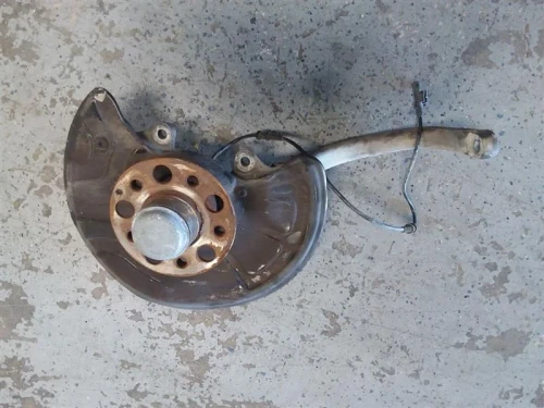 2003-2009 Mercedes-Benz Front Right/Passenger Used OEM Steering Knuckle Spindle