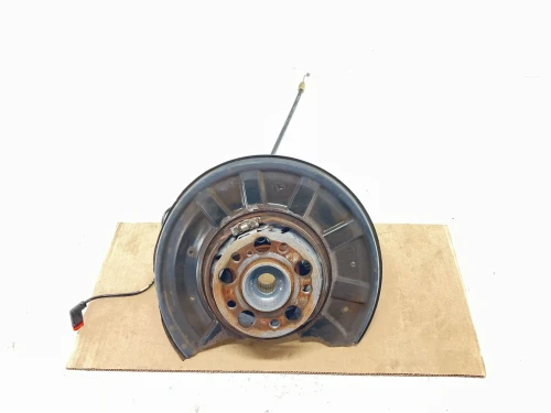 2010-2016 Mercedes-Benz E-Class Rear Left/Driver 4MATIC With Hub Used OEM Steering Knuckle Spindle
