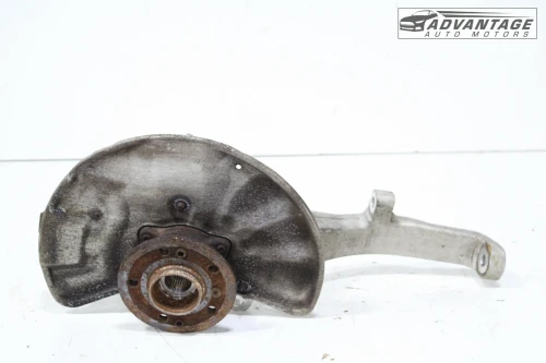 2012-2015 Mercedes-Benz ML/GLE-Class Front Left/Driver 4MATIC With Hub Used OEM Steering Knuckle Spindle