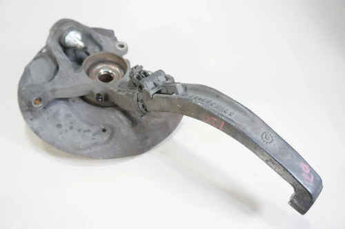 2006-2012 Mercedes-Benz R500 Front Left/Driver With Hub Used OEM Steering Knuckle Spindle