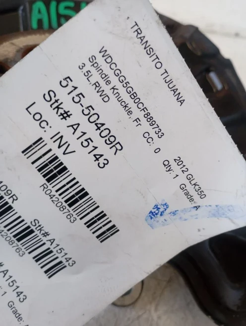 2010-2015 Mercedes-Benz 4208763 Front Right/Passenger Used OEM Steering Knuckle Spindle