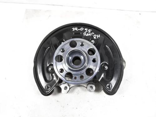2015-2023 Mercedes-Benz C300 Rear Right/Passenger With Hub With Bearing Used OEM Steering Knuckle Spindle