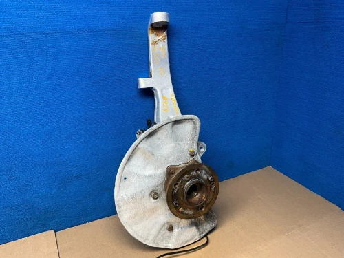 2012-2019 Mercedes-Benz GLS550 Front Left/Driver With Hub Used OEM Steering Knuckle Spindle