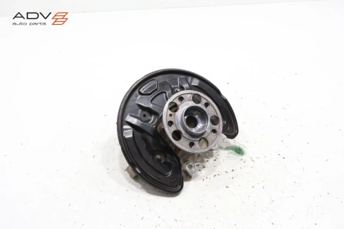 2016-2022 Mercedes-Benz GLC-Class Rear Right/Passenger With Hub Used OEM Steering Knuckle Spindle