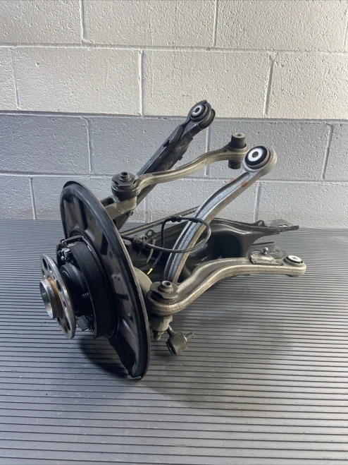 2010-2018 Mercedes-Benz Rear Left/Driver With Hub With Bearing Used OEM Steering Knuckle Spindle