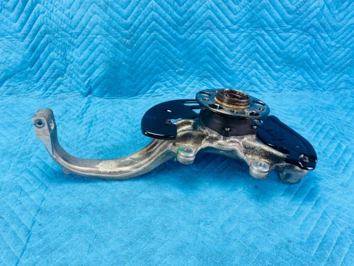 2013-2019 Mercedes-Benz SL450 Front Right/Passenger With Hub Used OEM Steering Knuckle Spindle