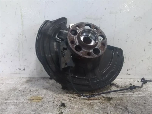 2014-2019 Mercedes-Benz Front Left/Driver Used OEM Steering Knuckle Spindle