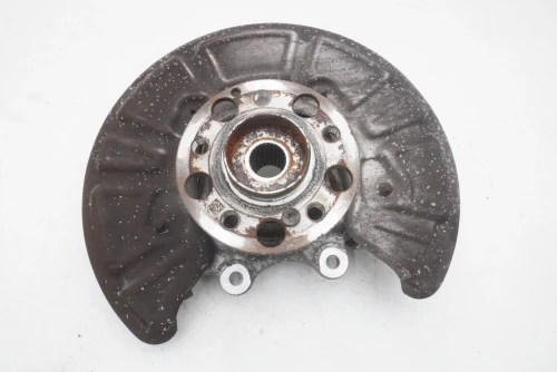 Mercedes-Benz C63 2053509813 Rear Right/Passenger With Hub With Bearing Used OEM Steering Knuckle Spindle