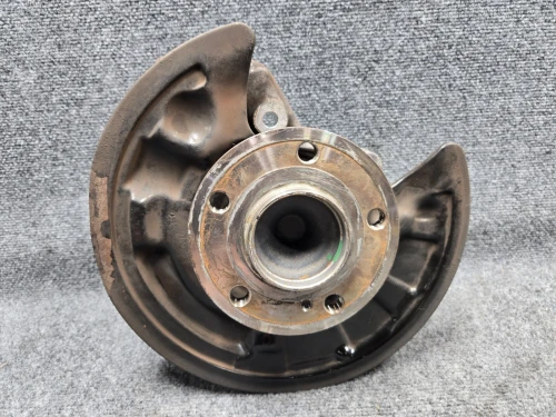 2014-2018 Mercedes-Benz CLA250 Rear Right/Passenger With Hub Used OEM Steering Knuckle Spindle