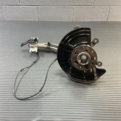2014-2020 Mercedes-Benz Front Right/Passenger Used OEM Steering Knuckle Spindle