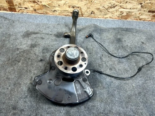2008-2013 Mercedes-Benz S63 Front Left/Driver RWD With Hub Used OEM Steering Knuckle Spindle