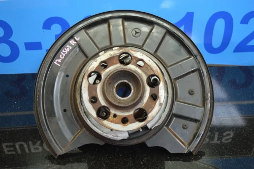 2012 Mercedes-Benz CLS63 Rear Left/Driver With Hub Used OEM Steering Knuckle Spindle
