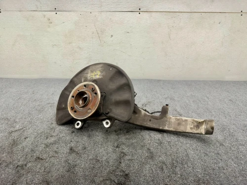 Mercedes-Benz ML550 Front Left/Driver With Hub Used OEM Steering Knuckle Spindle