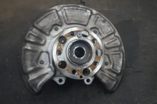 2016-2018 Mercedes-Benz AMG GT 1903504401 Rear Right/Passenger With Hub Used OEM Steering Knuckle Spindle