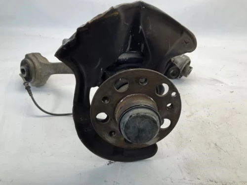 2006-2008 Mercedes-Benz SLK-Class Front Right/Passenger With Hub Used OEM Steering Knuckle Spindle