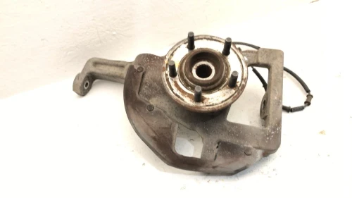 2002-2005 Mercury Mountaineer Front Left/Driver With Hub Used OEM Steering Knuckle Spindle