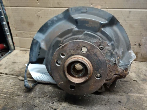 2007-2015 MINI Cooper 2700823 Front Left/Driver Used OEM Steering Knuckle Spindle
