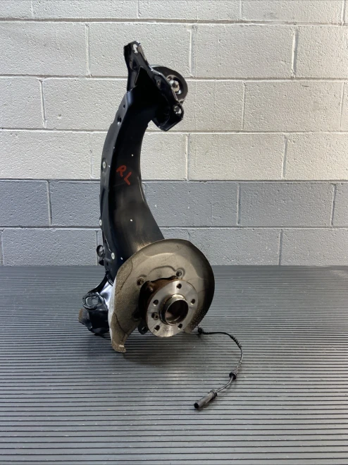 2014-2025 MINI Cooper Rear Left/Driver FWD With Hub Used OEM Steering Knuckle Spindle