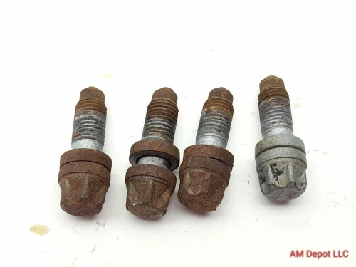 2017 MINI Clubman Rear Left & Right Used OEM Steering Knuckle Spindle