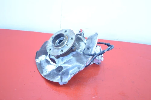 2014-2018 MINI Cooper Front Left/Driver FWD With Hub With Bearing Used OEM Steering Knuckle Spindle
