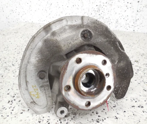2014-2019 MINI Cooper Front Left/Driver With Hub Used OEM Steering Knuckle Spindle
