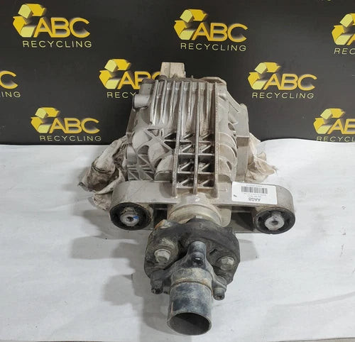 2010-2015 Chevy Camaro Ss 6.2L AT 3.27 (GW6) Used OEM Differentials & Carriers used OEM differential carrier assembly