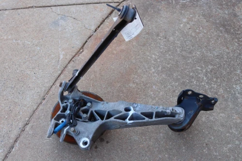 2008-2014 MINI Cooper Rear Left/Driver FWD With Hub Used OEM Steering Knuckle Spindle