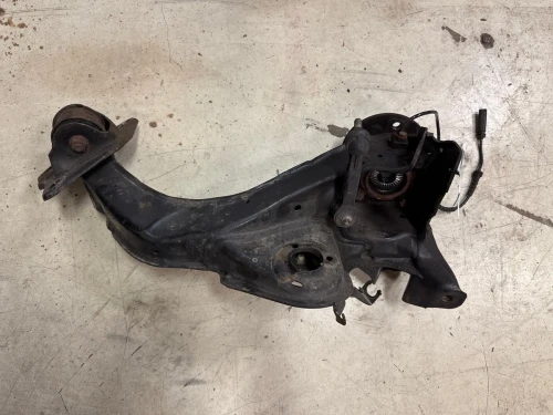 2017 MINI Clubman Rear Right/Passenger With Hub With Bearing Used OEM Steering Knuckle Spindle