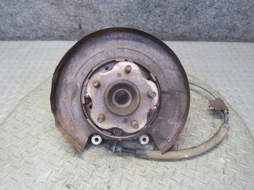 1991-1996 Nissan Rear Right/Passenger With Hub With Bearing Used OEM Steering Knuckle Spindle