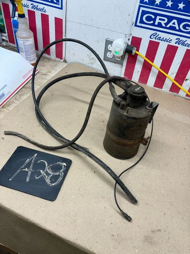 1981 83 84 1987 DODGE D100 D150 D350 FUEL VAPOR CANISTER EVAP W/MOUNT CAN OEM OE