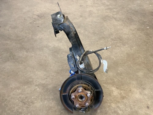 2011-2017 Nissan Juke Rear Right/Passenger AWD With Hub Used OEM Steering Knuckle Spindle