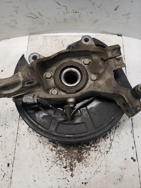 2009-2014 Nissan Maxima 1387124 Front Left/Driver Used OEM Steering Knuckle Spindle