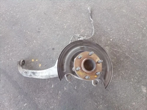 2005-2024 Nissan Pathfinder Front Right/Passenger Used OEM Steering Knuckle Spindle