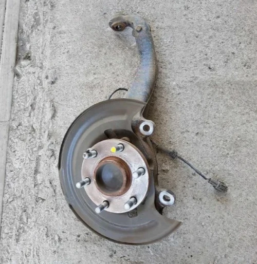 2005-2025 Nissan Frontier Front Left/Driver RWD Used OEM Steering Knuckle Spindle