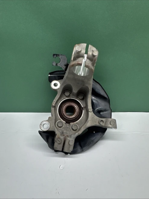 2019-2023 Nissan Altima Front Right/Passenger Used OEM Steering Knuckle Spindle