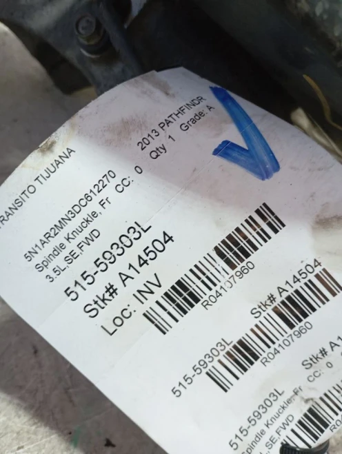 2013-2020 Nissan Pathfinder 4107960 Front Left/Driver Used OEM Steering Knuckle Spindle