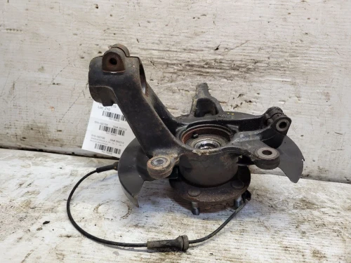 2020-2025 Nissan Sentra 1799036 Front Right/Passenger Used OEM Steering Knuckle Spindle