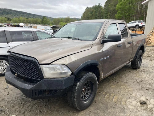 09 Dodge Pickup 1500 (front) 3.55 Ratio Carrier/Differential Used OEM Differentials & Carriers used OEM differential carrier