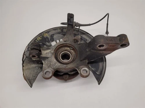 2018-2023 Nissan Kicks Front Right/Passenger Used OEM Steering Knuckle Spindle