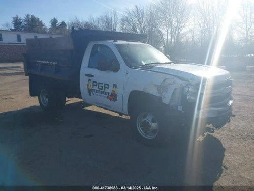 2008 Chevrolet Silverado 3500 Pickup Fr Used OEM Differential Carrier Assembly used OEM differential carrier assembly
