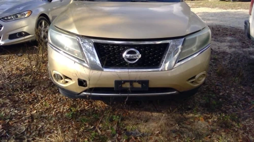 2013-2020 Nissan Pathfinder 1165889 Front Left/Driver Used OEM Steering Knuckle Spindle