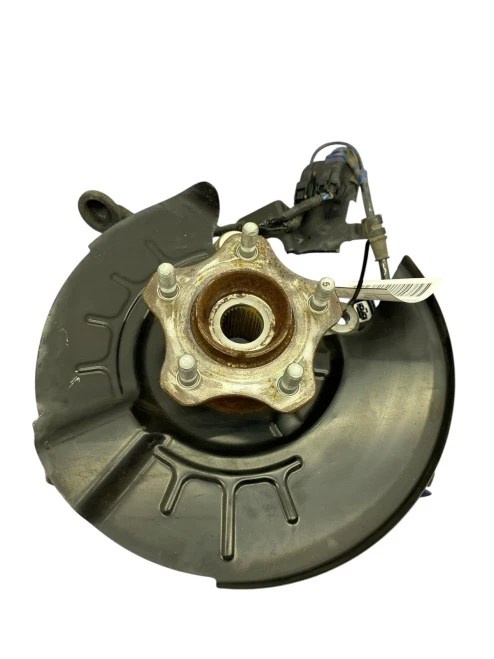 2022-2024 Nissan Pathfinder Rear Right/Passenger With Hub Used OEM Steering Knuckle Spindle
