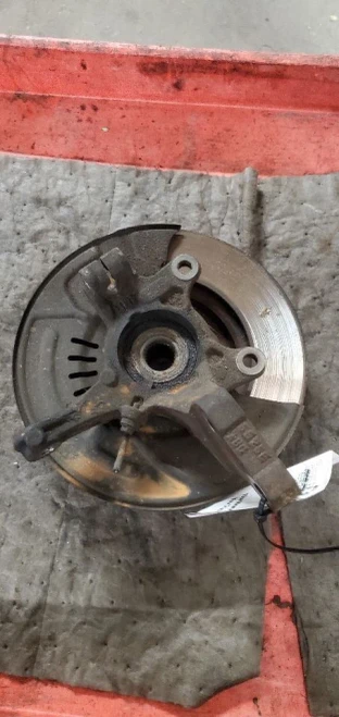 2012-2019 Nissan Versa 1148347 Front Right/Passenger Used OEM Steering Knuckle Spindle