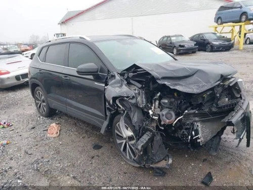 2023 Volkswagen Taos Front Differential Carrier Axle ( ) Used OEM Front Differential Carriers used OEM front differential