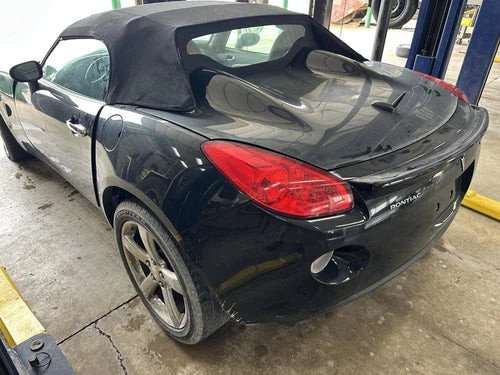 2008 Pontiac Solstice Rear Axle 3.91 Ra Used OEM Differential Carrier Assembly used OEM rear differential carrier assembly