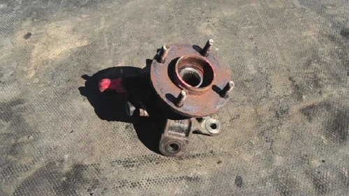 2002-2006 Nissan Sentra Front Right/Passenger Used OEM Steering Knuckle Spindle