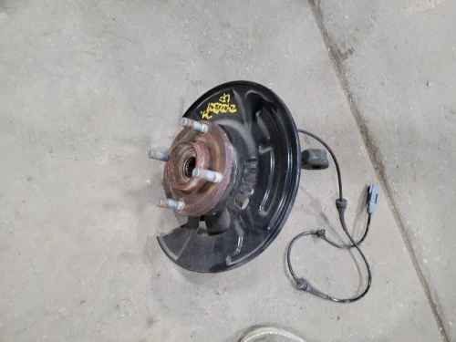 2022-2025 Nissan Kicks 1960719 Front Left/Driver Used OEM Steering Knuckle Spindle