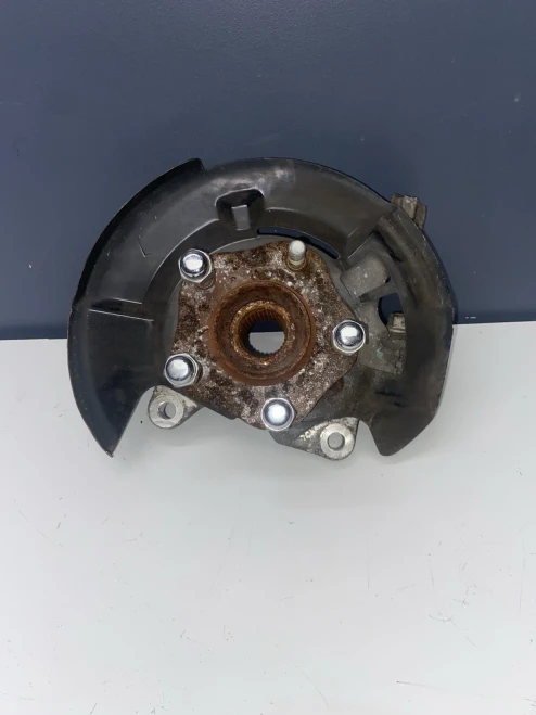 2016 Nissan Altima Front Left/Driver Used OEM Steering Knuckle Spindle