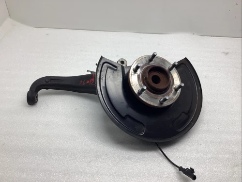 2010-2015 Nissan Armada Front Left/Driver With Hub Used OEM Steering Knuckle Spindle